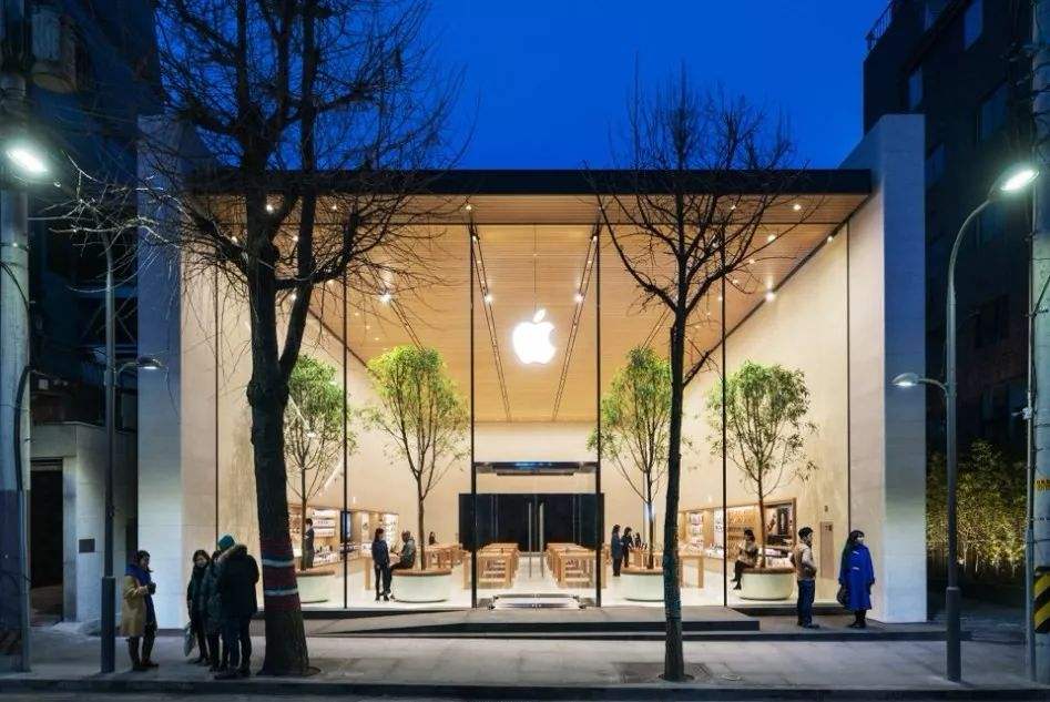部分iPhone12听筒存故障,官方发起召回,股价创新高产品爆“雷”