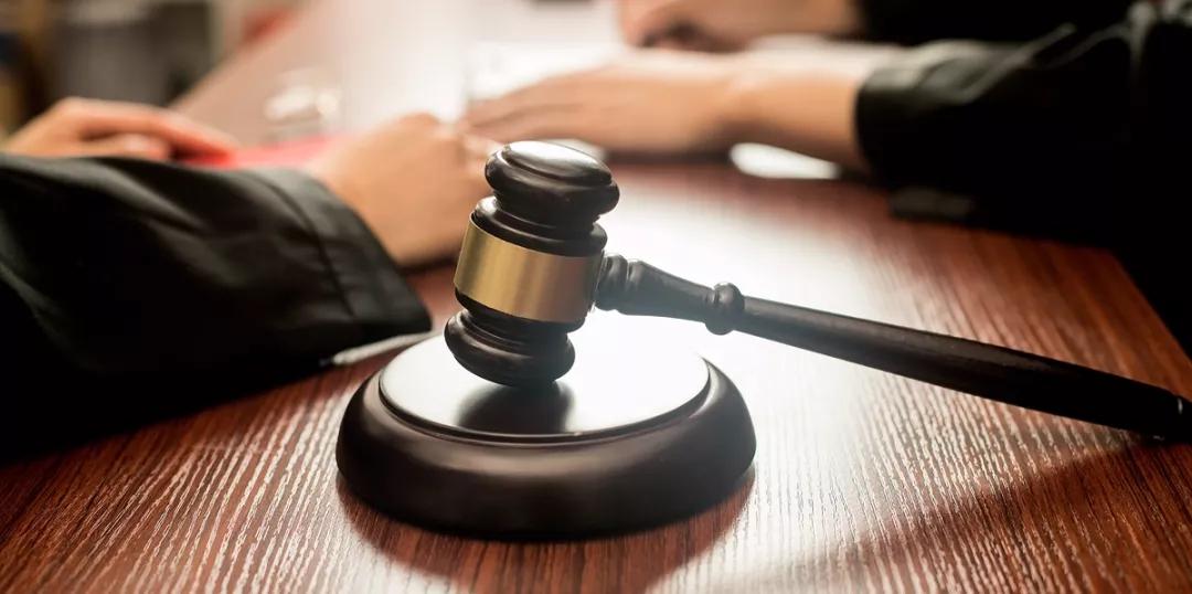 ST天山“蛇吞象”并购诈骗案一审宣判：大象广告原老板被判无期