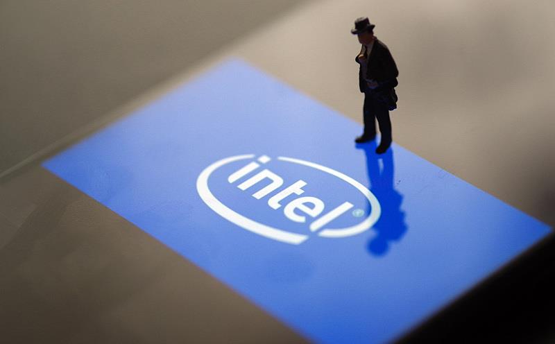 英特尔中国区董事长王锐称：已与国内大厂就合作打造芯片开展讨论