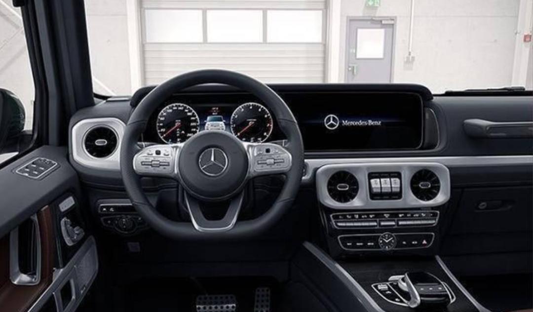 奔驰：首款油改电EQC再召回，中国市场销量惨淡，终端售价降幅超10万元