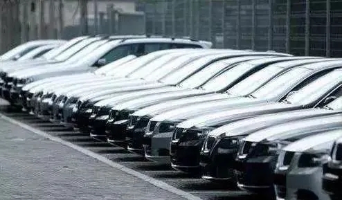 10月国内乘用车零售量同比降14%