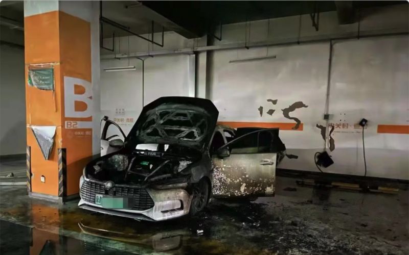 比亚迪车北京地库