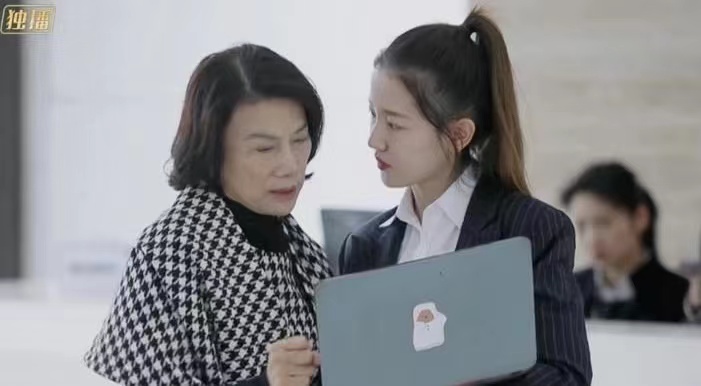 董明珠22岁秘书注册新抖音号，要直播带货了？