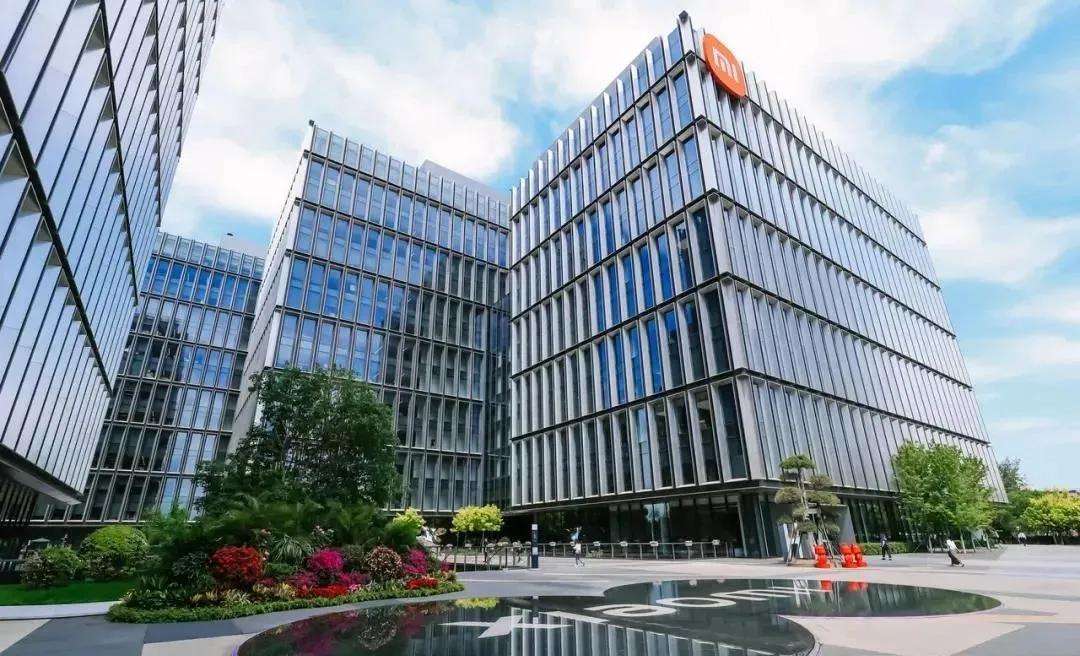 小米站穩(wěn)高端背后：技術(shù)復(fù)利下的飛輪效應(yīng)