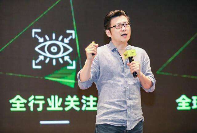 张勇辞任微博董事，阿里首席市场官董本洪继任