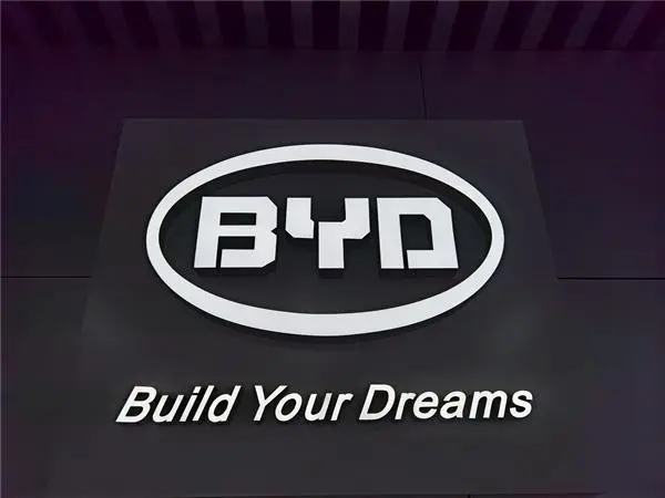 狂飙4000亿后，王传福暴露“野心”