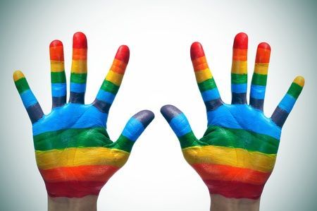 赤子城盯上“粉红经济”，斥资5000万美元私有化蓝城兄弟