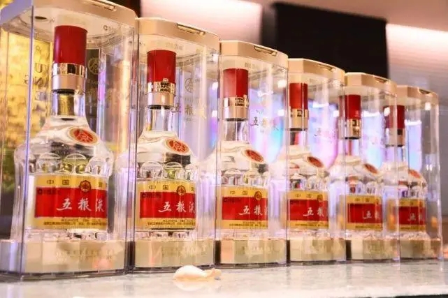 五粮液股价刷52周新低，市值掉出A股前十