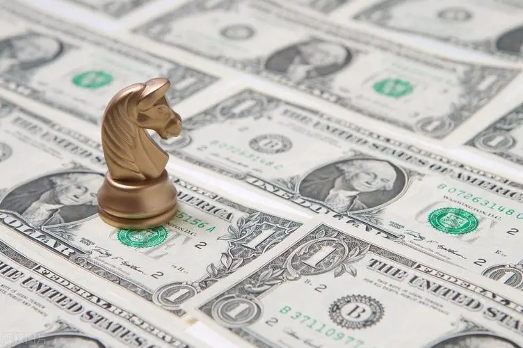 我的公司估值3亿人民币，十几家VC排队要给过亿美金