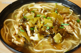 康師傅取消與插旗菜業(yè)合作并致歉后者曾多次抽檢出問題