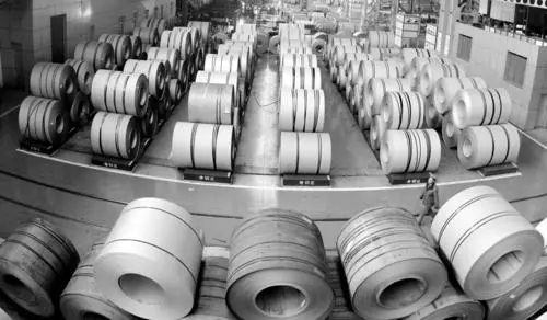 380亿太钢不锈2021年净利增263%，股价半年却接近腰斩