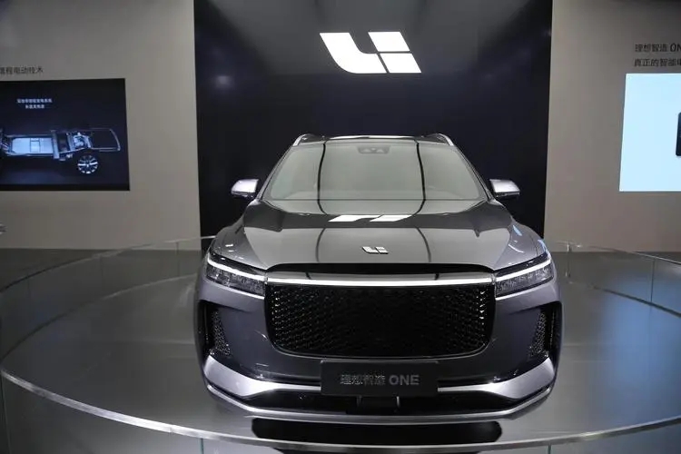 理想官宣涨价：步特斯拉、比亚迪后尘，全国统一零售价上调1.18万