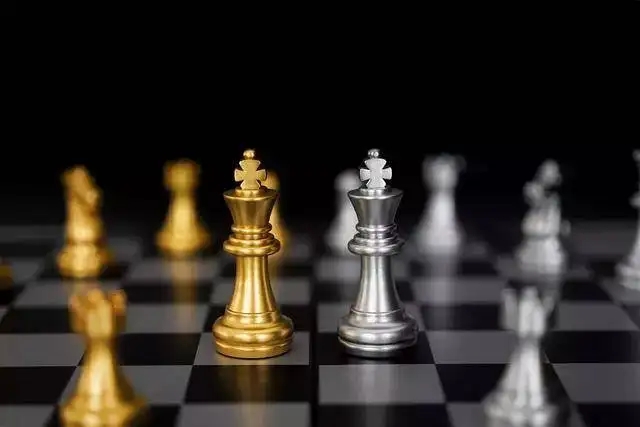 OPPO、vivo、小米手机2月销量大跌，唯荣耀逆袭苹果，智能手机还香吗?