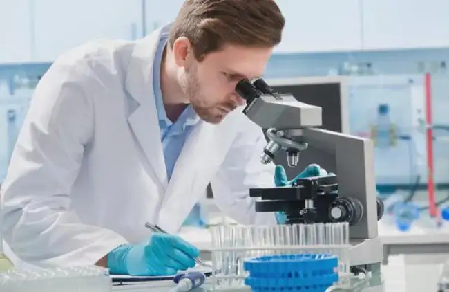 玻璃病理切片被備注紙質資料，保價2萬賠2000，順豐回應保價要視損壞定