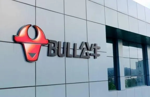 公牛集团：2021年净利27亿元增20%，插座类业务营收占比51.8%