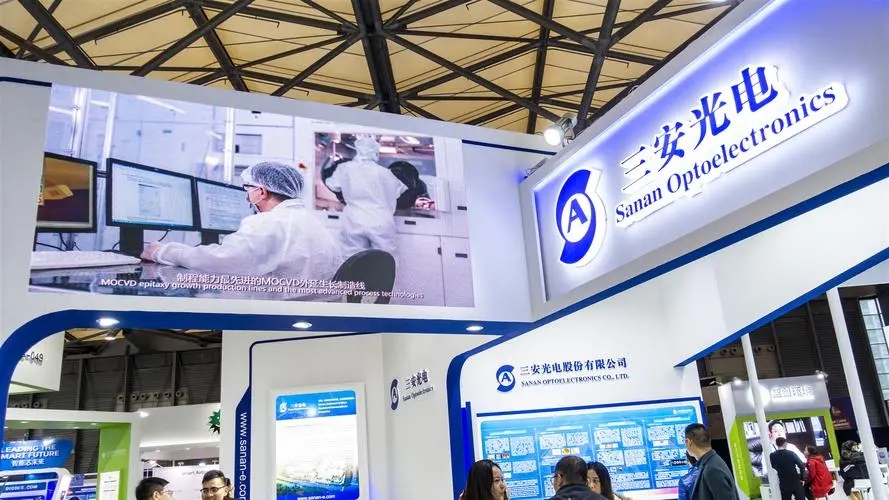 股价创52周新低，三安光电坐不住，开始进场“抄底”？