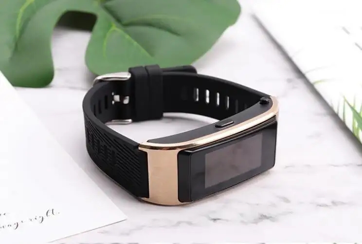 华为：可穿戴设备出货同比降四成，苹果、小米分列全球前二