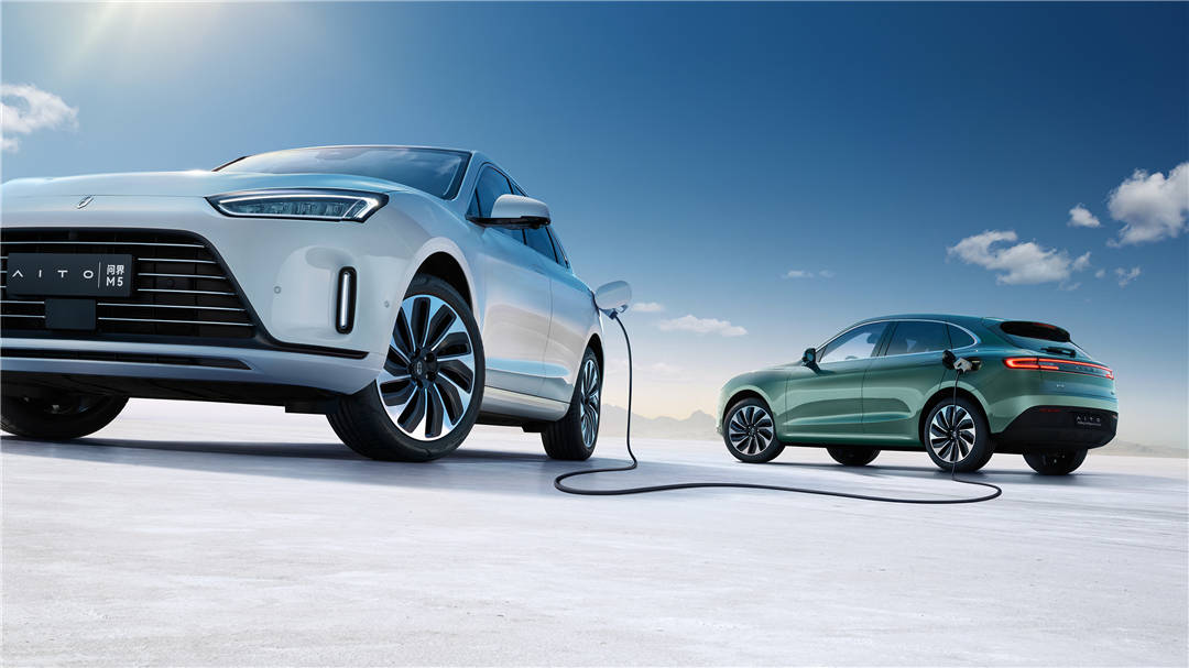 AITO问界M5宣布涨价：后驱标准版涨价1万元，四驱版涨幅后续公布