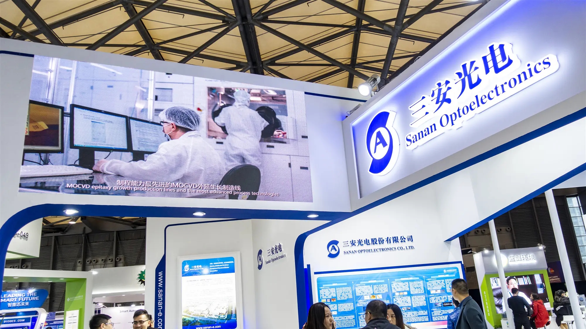 三安光电一季度净利大降23%，盘中股价创近两年新低，谢治宇新进前十大股东