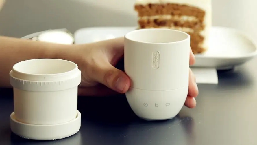 1299元智能茶杯泡茶时爆裂，其曾获京东投资