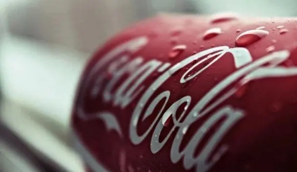 世界首富马斯克又有新动作！宣称要收购饮料巨头可口可乐