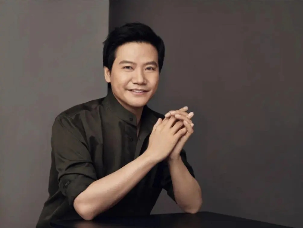 雷军盯上元宇宙“卖水人”，连投三次