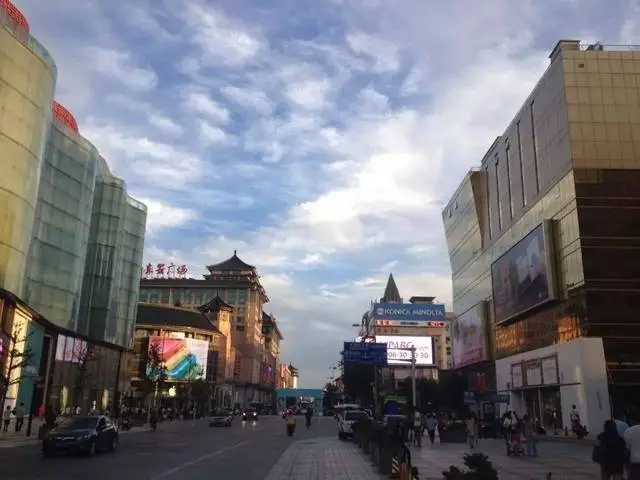 海南最大奥莱将易主，王府井拟1.6亿元收购