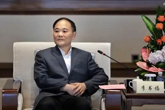 李书福大放卫星，一箭九星