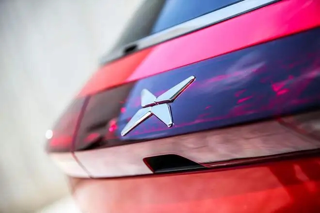 小鹏汽车盗用照片，供应商已道歉