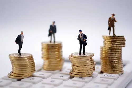 景顺长城“廉颇老矣”？七年老将发新品“遇冷”，旗下产品曾回撤超40%