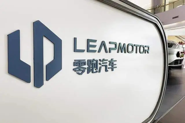 零跑拿到头部造车新势力最后一张入场券？十万俱乐部再扩容