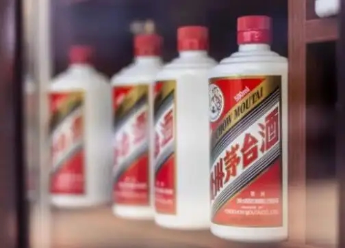 贵州茅台工商变更：新增3位博士独董，两名大学教授，一名律师