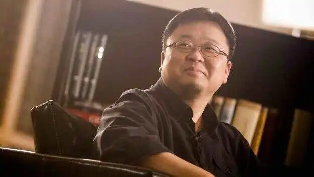 罗永浩宣布新创业公司ThinRedLine，目标锁定AR行业