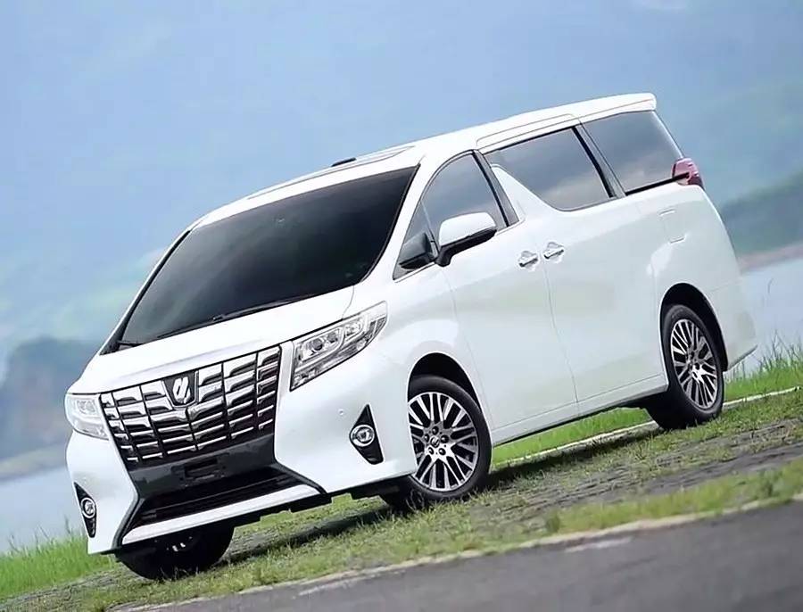 为更新汽车功能,丰田收集百名用户驾驶信息,实验车型已停止接单