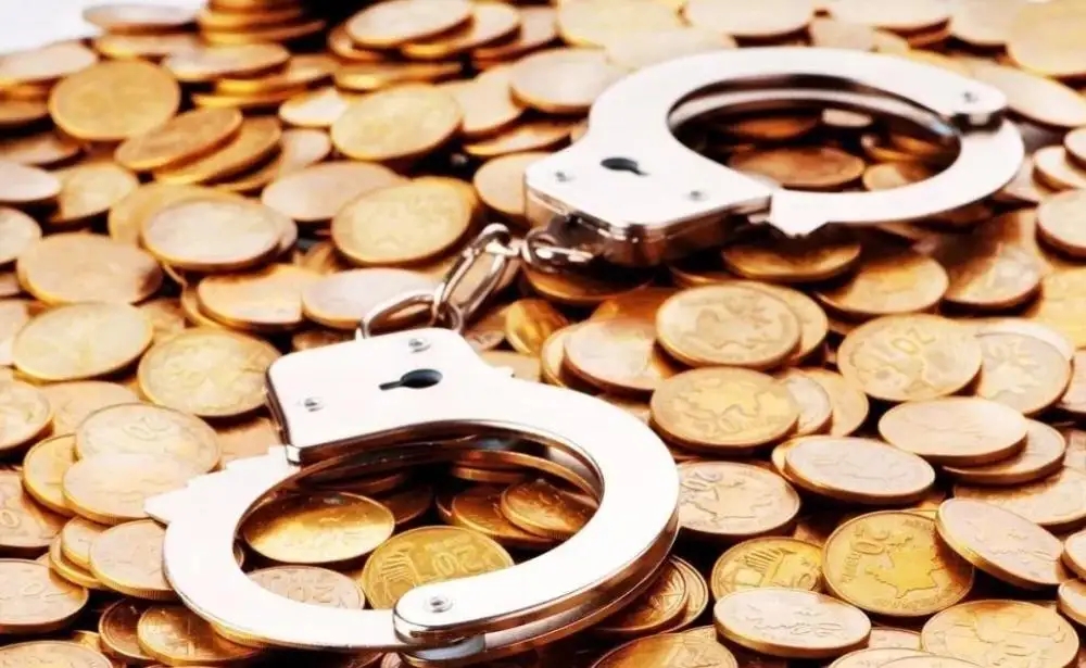 涉嫌受贿,上海银保监局原局长被逮捕!还出入会所、插手人事安排