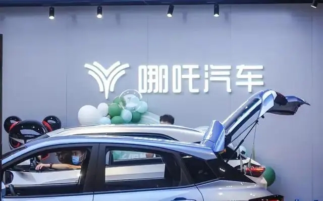 理想交付环比降20%,小康股份同比翻3倍,哪吒夺7月新能车销冠!