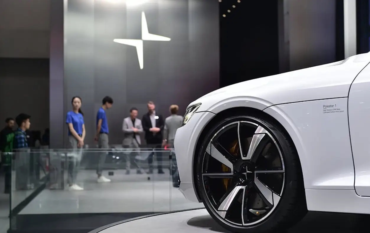 极星2被曝天价换电,换电池组要54万,买车30多万,客服回应来了