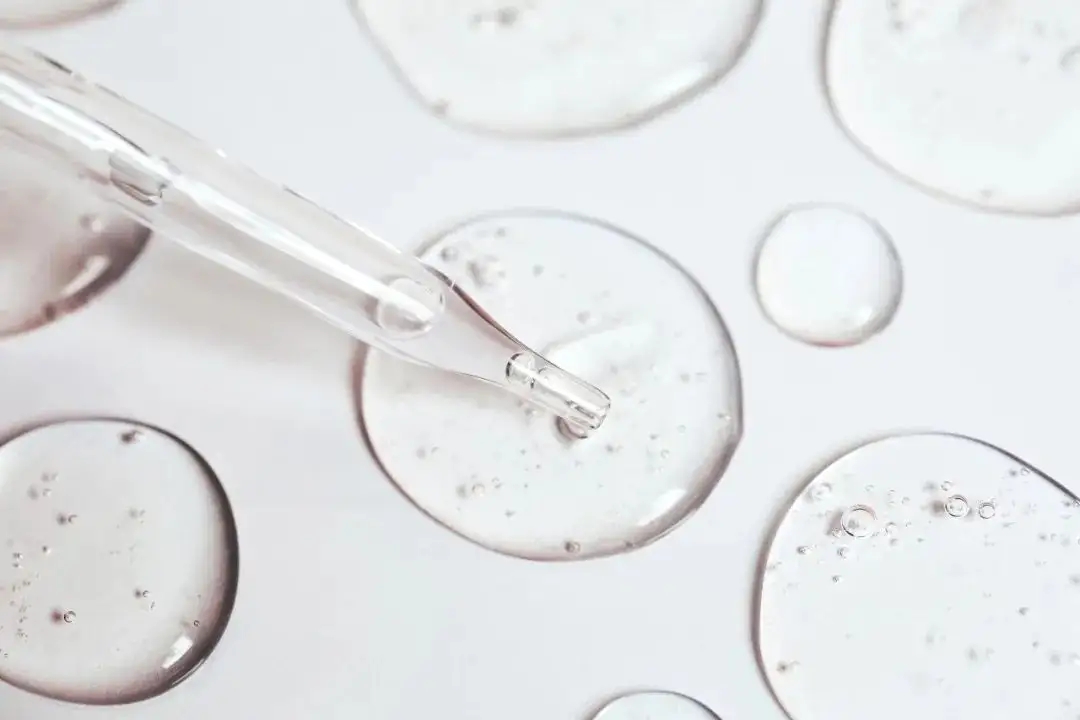 爱美客为何比华熙生物更赚钱？