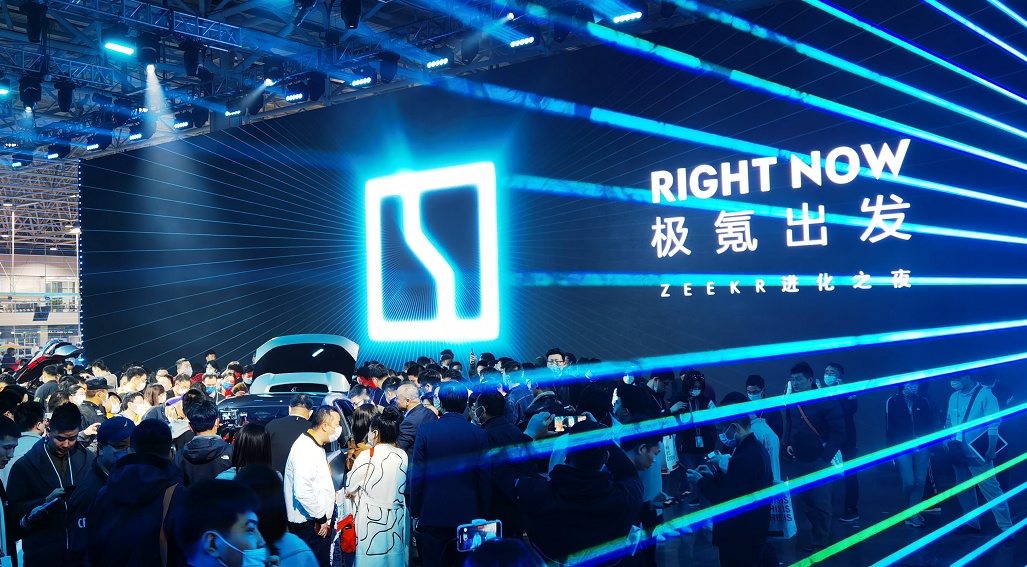 李书福的3张高端牌：领克下，极氪上，吉利银河可期