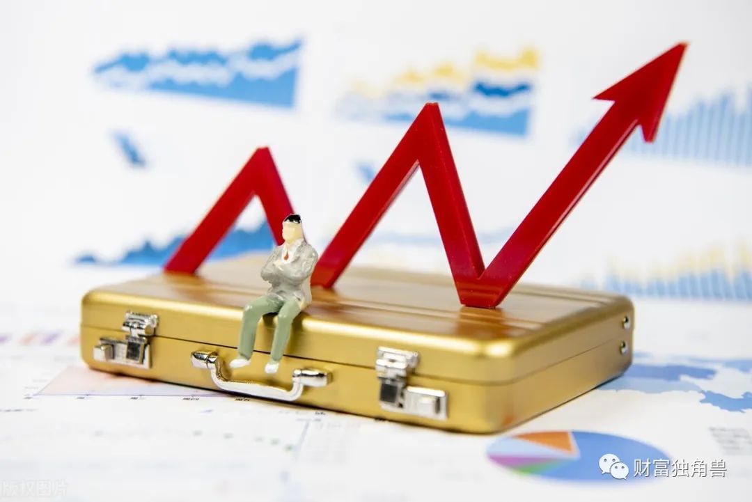 涨疯了！银华体育文化6个月狂飙77%，受益小规模+