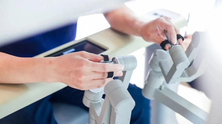 联想创投等投资，手术机器人研发商康诺思腾完成8亿元新一轮融资