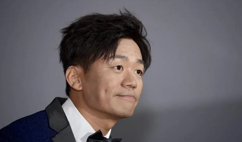 王宝强走出笼中