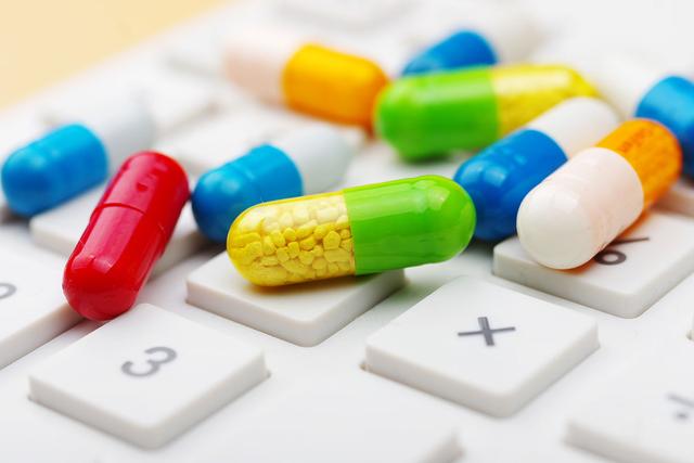 AI制药第一股来了