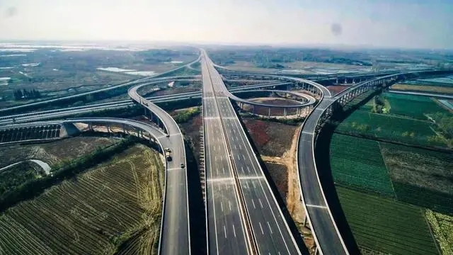 半年收入超2019年创历史新高华夏越秀高速REIT2023中期业绩亮眼