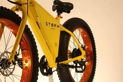 大疆搞孵化，估值100亿