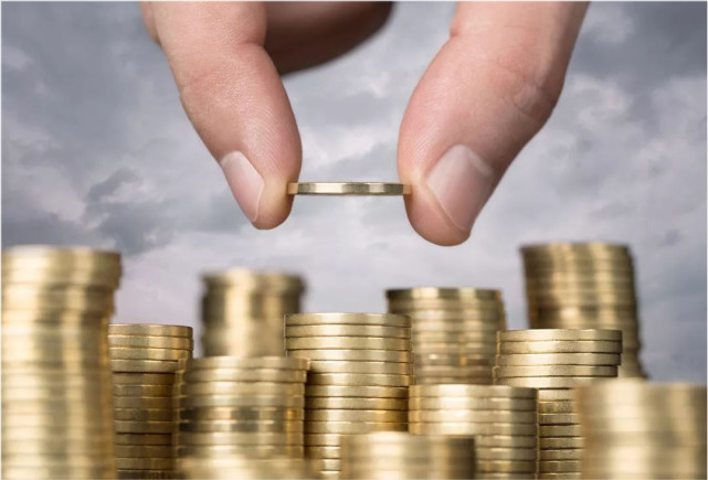 英雄联盟的“翻译官”卖了200多亿