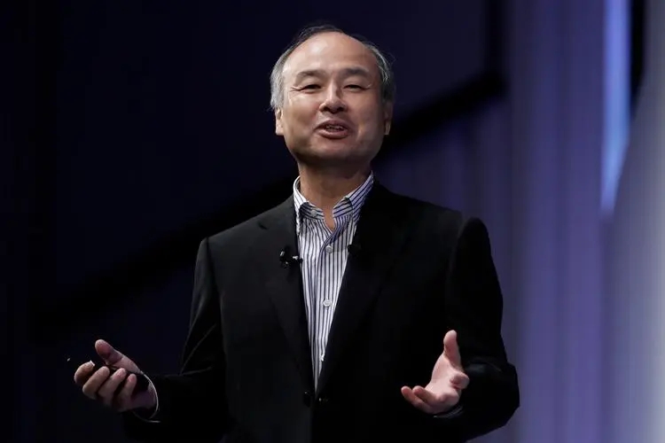 66岁孙正义发起“反攻”