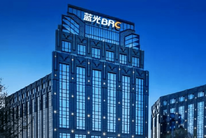 “95后”董事长和债主谁更惨？蓝光发展新增34亿重大诉讼