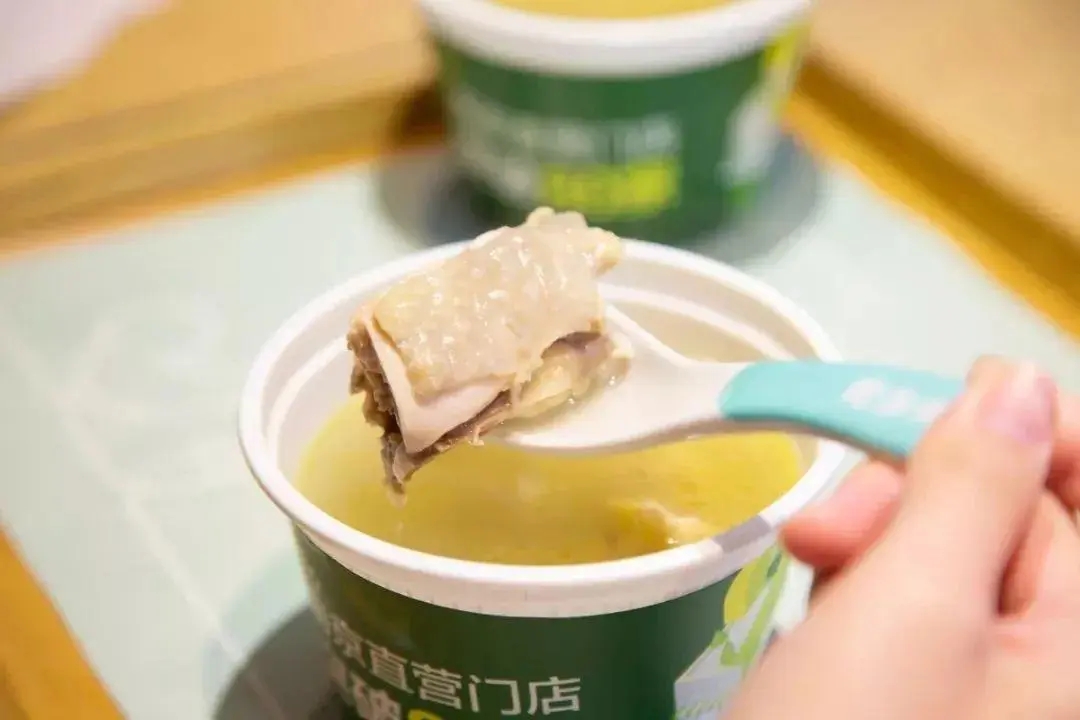 最快11月向港交所递表，老乡鸡继续冲刺IPO