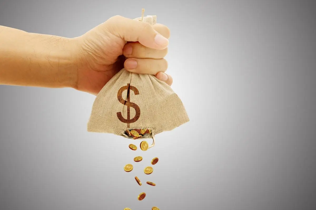 突发：超级巨头，狂亏450亿